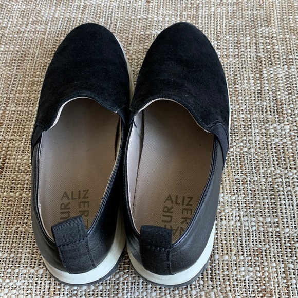 Naturalizer Suede & Leather Comfort Walking Shoes - Picture 6 of 9